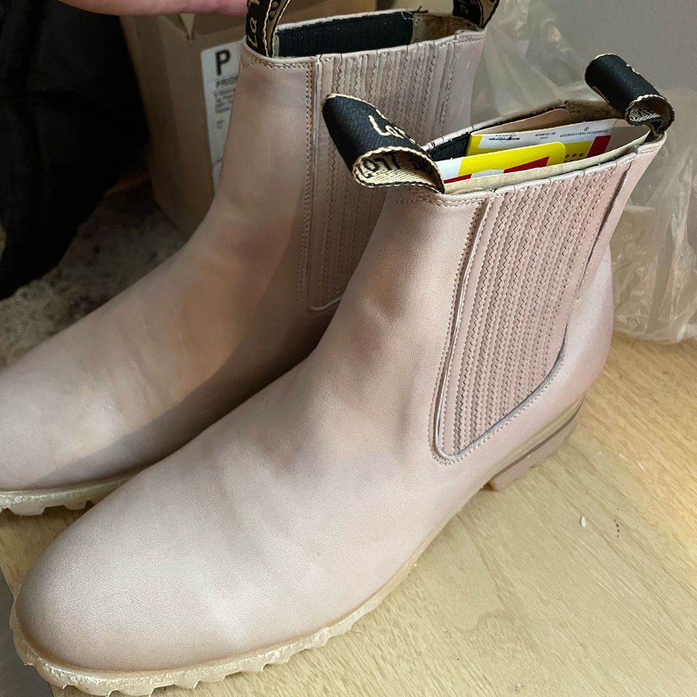 Leather fabric booties / botines BRAND NEW, never worn